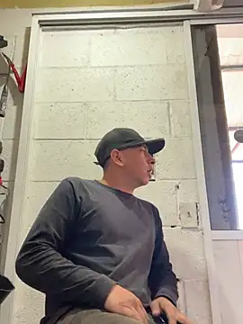 algila08 online show from March 2026 07:08:01 PM