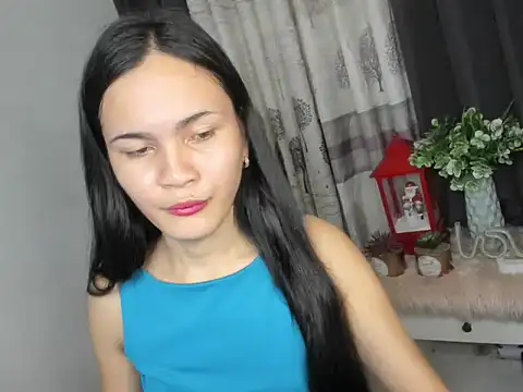 Snapshot of ursexy_scarlett chatting on November 2025 07:13:02 AM ursexy scarlett online show from November 2025 07:13:02 AM