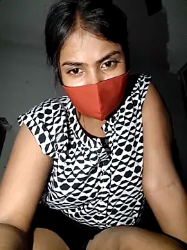 Snapshot of Red_Love_1 chatting on November 2025 07:18:02 PM Red Love 1 online show from November 2025 07:18:02 PM