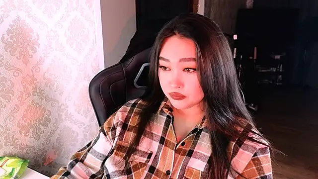 Emma Uilson online show from December 2025 01:32:02 AM