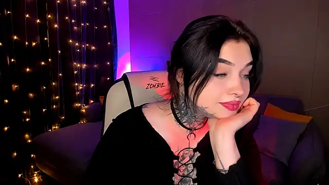 EmilyWoods  online show from November 2025 08:14:01 AM