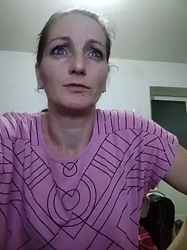 CrazyMaya39 online show from January 2026 10:08:01 PM