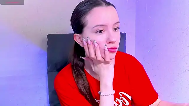 BellaVelure6767 online show from April 2026 01:41:01 AM