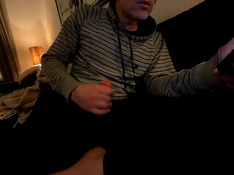 Snapshot of Brandonn1989amateur chatting on January 2026 09:29:01 PM Brandonn1989amateur online show from January 2026 09:29:01 PM