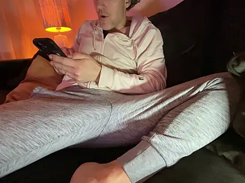 Snapshot of Brandonn1989amateur chatting on February 2026 09:32:02 PM Brandonn1989amateur online show from February 2026 09:32:02 PM