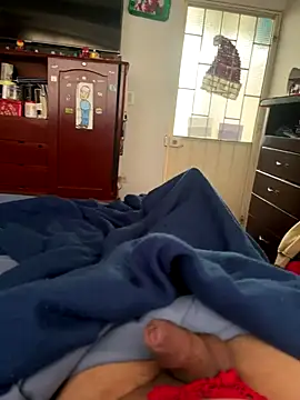 Snapshot of cris1122 chatting on November 2025 01:10:01 PM cris1122 online show from November 2025 01:10:01 PM