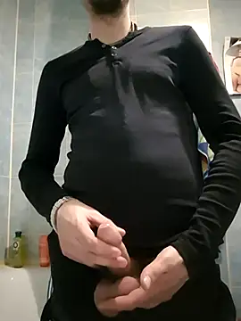 Gregorywhitelegs online show from April 2026 12:15:02 PM