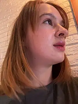 Snapshot of hani_obsessed chatting on February 2026 12:04:02 PM hani obsessed online show from February 2026 12:04:02 PM