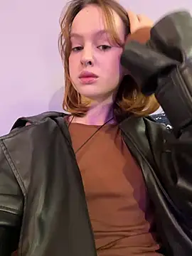 Snapshot of hani_obsessed chatting on February 2026 10:11:01 AM hani obsessed online show from February 2026 10:11:01 AM