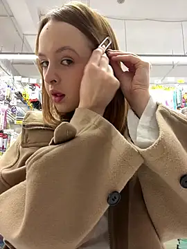 Snapshot of hani_obsessed chatting on February 2026 11:31:02 AM hani obsessed online show from February 2026 11:31:02 AM