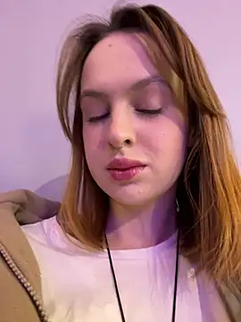 Snapshot of hani_obsessed chatting on February 2026 01:21:02 PM hani obsessed online show from February 2026 01:21:02 PM