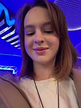 Snapshot of hani_obsessed chatting on February 2026 01:56:01 PM hani obsessed online show from February 2026 01:56:01 PM