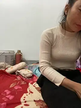 pitty mymi online show from December 2025 06:11:01 AM