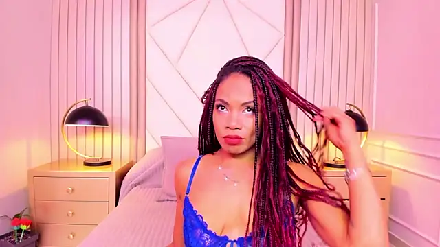 LailaDavidson online show from April 2026 12:06:02 PM