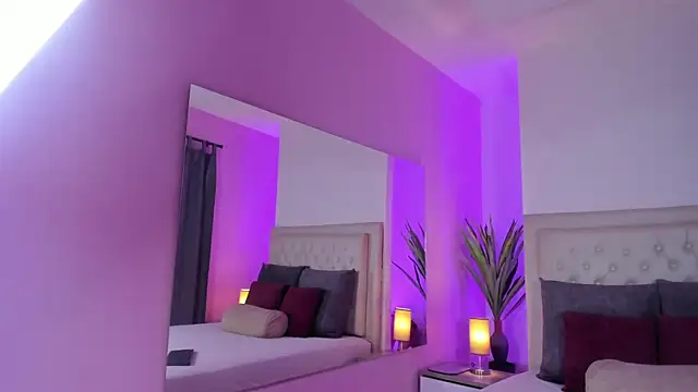 violeta santanna online show from April 2026 01:44:01 AM