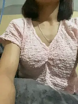 Trangbabylove online show from May 2026 01:44:02 AM