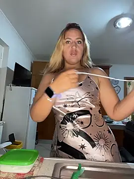 Snapshot of asshly20 chatting on November 2025 04:20:02 PM asshly20 online show from November 2025 04:20:02 PM