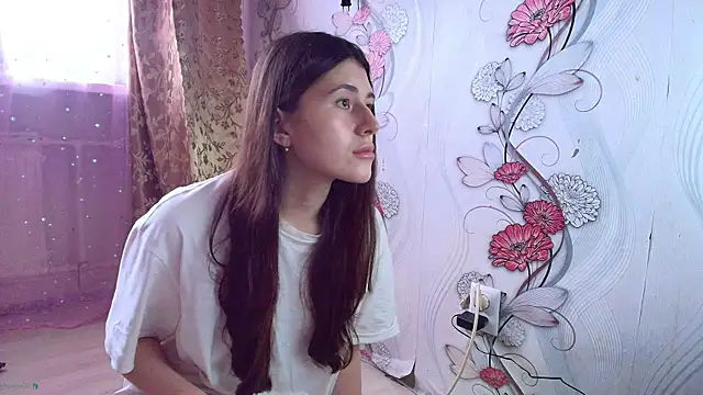 KristinaScott online show from November 2025 08:28:01 AM