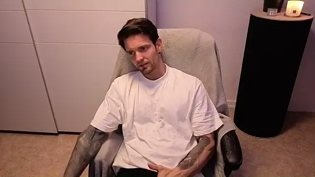 Mystery Mark online show from November 2025 08:55:01 PM