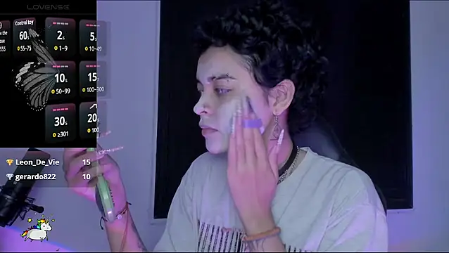 Anny Kiitty online show from March 2026 05:01:02 AM