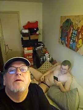 cubhunterpdx online show from November 2025 08:49:01 PM