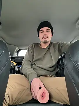 Snapshot of Skaterboy678 chatting on November 2025 07:04:02 PM Skaterboy678 online show from November 2025 07:04:02 PM