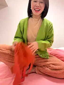 Snapshot of xiaoling2358 chatting on November 2025 01:47:02 PM xiaoling2358 online show from November 2025 01:47:02 PM