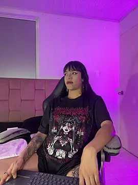 LiilithStonne online show from April 2026 03:01:04 AM