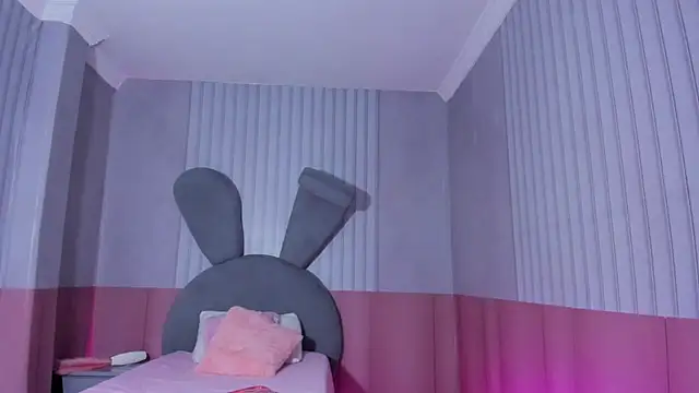 Kendall curves online show from April 2026 02:27:01 AM