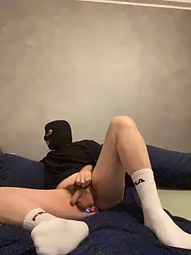 PlayWithMe95 online show from December 2025 11:00:02 PM