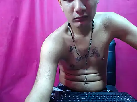 Snapshot of hot1090 chatting on November 2025 09:26:01 PM hot1090 online show from November 2025 09:26:01 PM