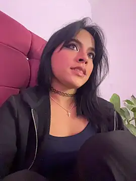 Sophie wyld online show from November 2025 02:23:02 AM