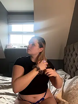 Snapshot of Blonde_Bunny chatting on January 2026 10:40:01 AM Blonde Bunny online show from January 2026 10:40:01 AM