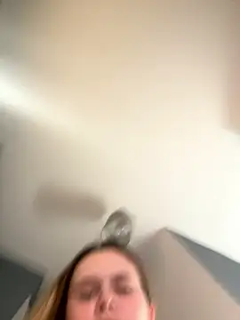 Snapshot of Blonde_Bunny chatting on January 2026 01:13:01 PM Blonde Bunny online show from January 2026 01:13:01 PM