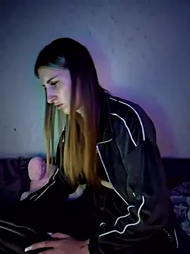 carolinakis  online show from January 2026 08:32:02 PM