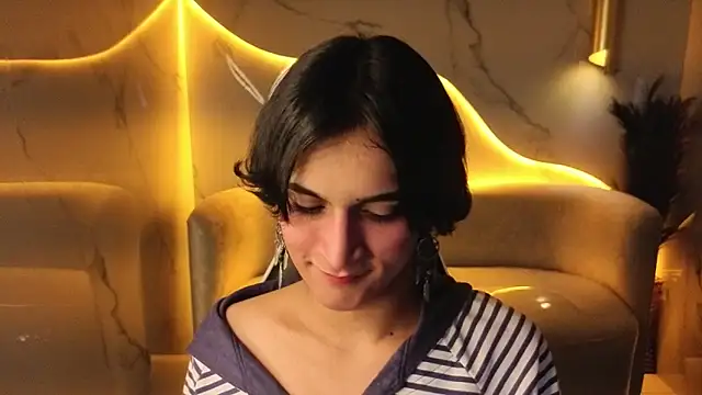 Snapshot of zoe_tp chatting on November 2025 12:41:02 PM zoe tp online show from November 2025 12:41:02 PM