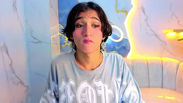 zoe tp online show from December 2025 12:56:01 PM