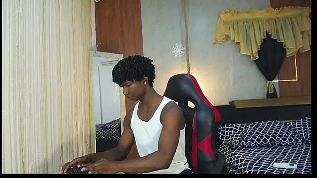 Snapshot of negga_cum chatting on February 2026 01:27:02 PM negga cum online show from February 2026 01:27:02 PM