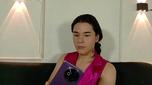 Snapshot of Angel-umbra chatting on May 2026 11:01:02 PM Angel-umbra online show from May 2026 11:01:02 PM