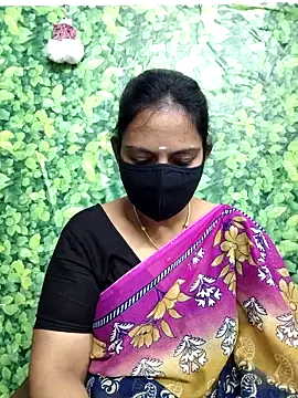 Queen-Neha online show from December 2025 07:25:02 AM