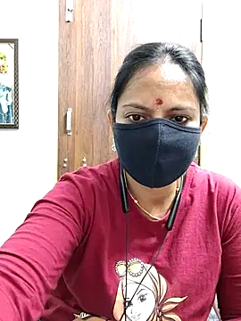 Queen-Neha online show from April 2026 07:14:01 PM