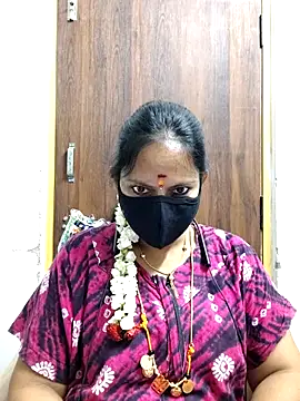 Queen-Neha online show from April 2026 02:14:02 PM