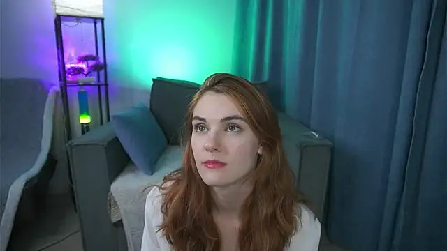 foxy cute4you online show from February 2026 05:45:02 PM