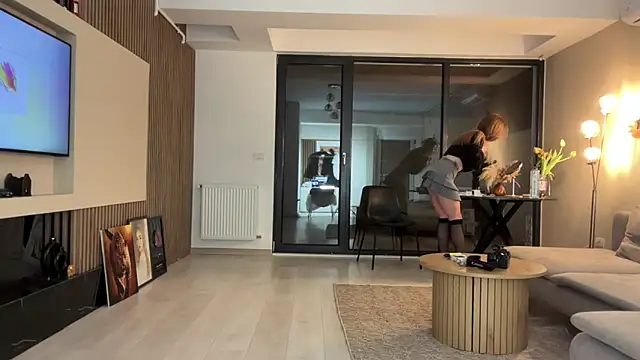 Jolienne online show from February 2026 10:10:02 PM