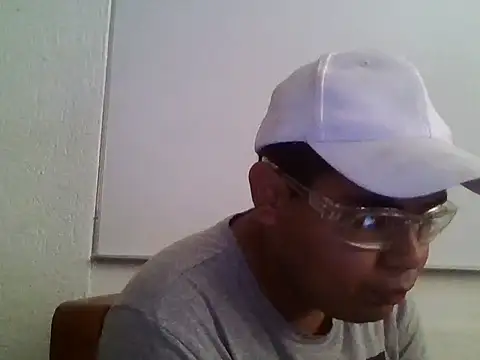 Snapshot of Zombiemuerto chatting on November 2025 08:47:01 PM Zombiemuerto online show from November 2025 08:47:01 PM