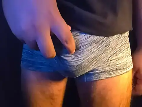 adrian 16 17 online show from November 2025 09:20:02 AM