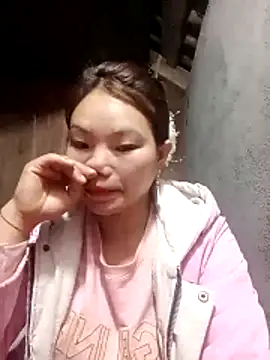 yu-zhen online show from December 2025 09:23:02 PM