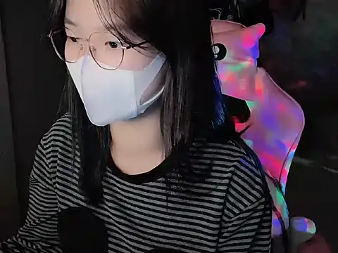 Snapshot of Hellen2999 chatting on November 2025 02:12:02 AM Hellen2999 online show from November 2025 02:12:02 AM