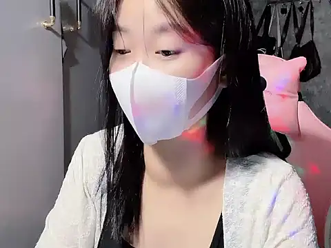 Snapshot of Hellen2999 chatting on November 2025 04:39:02 PM Hellen2999 online show from November 2025 04:39:02 PM