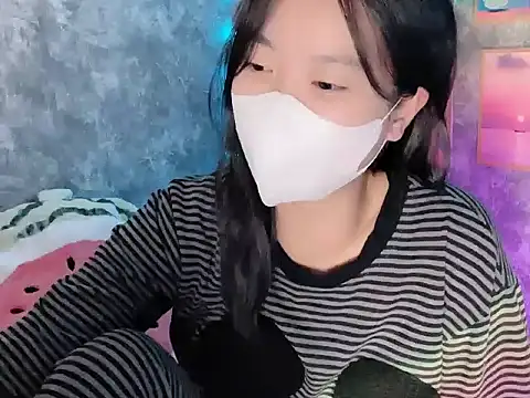 Snapshot of Hellen2999 chatting on November 2025 03:58:01 PM Hellen2999 online show from November 2025 03:58:01 PM